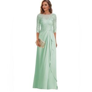 Miss Veil mint green lace and chiffon floor-length formal gown size 12